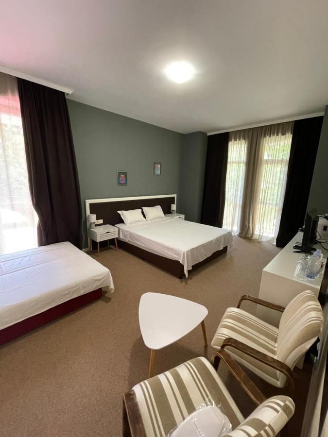 Family Hotel Garden Kŭrdzhali المظهر الخارجي الصورة